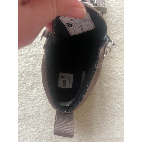 Veja Women's‎ Roraima High Top Sneakers Taupe Suede Leather- Size 6 - Picture 6 of 10